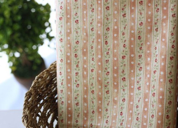 Romantik Şeritli Güllü Kumaş(Yarım metre)