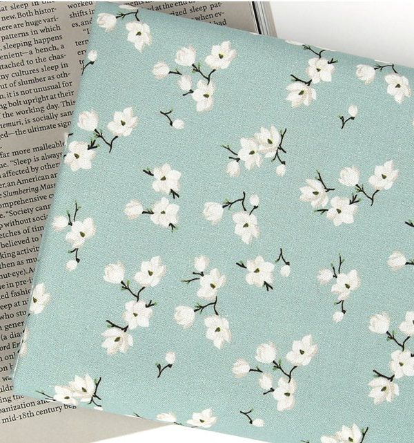 Beyaz Bahar Dalı Doğal Kumaş (yarım metre)