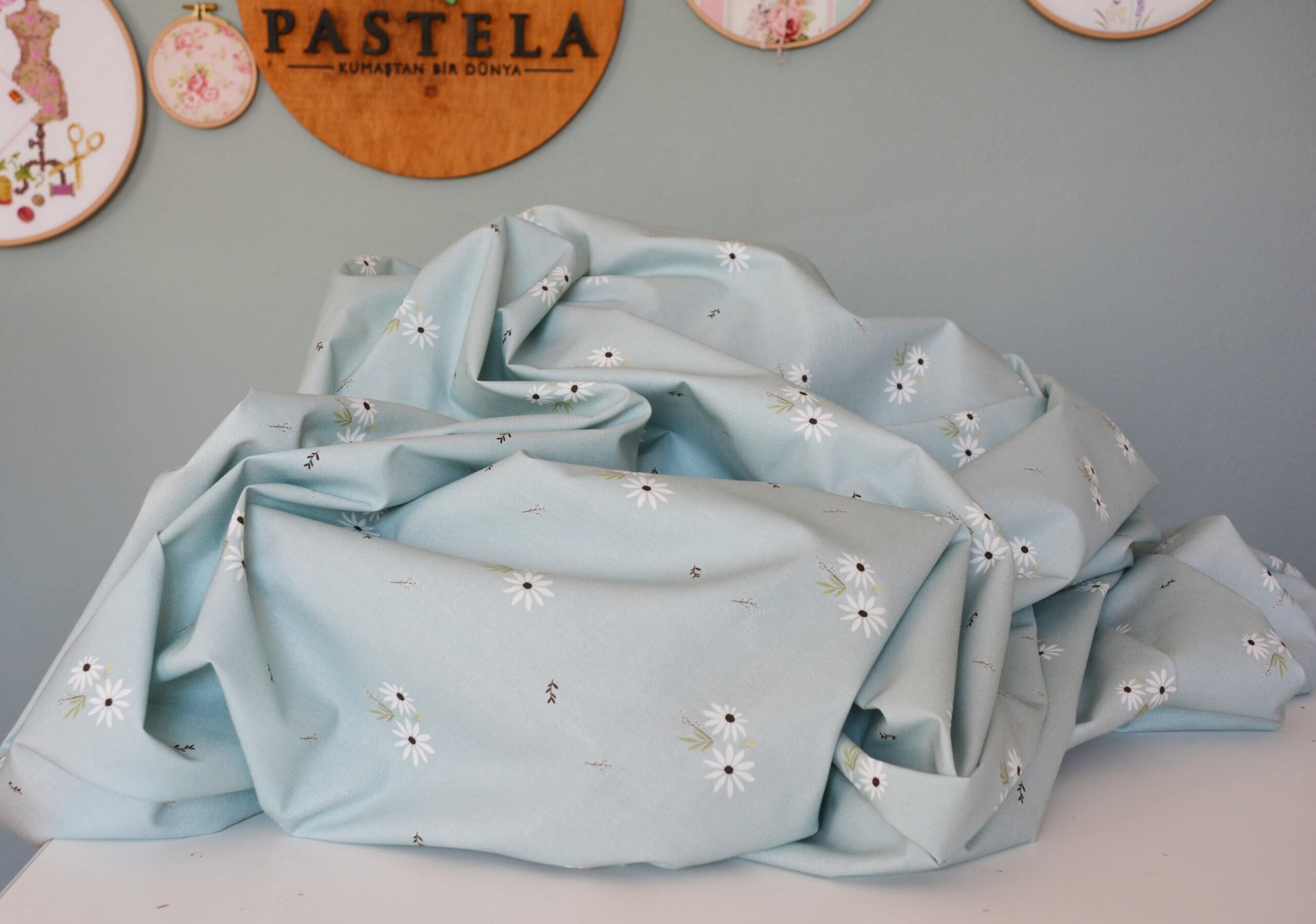 Mini Çiçekler Doğal Pamuk Kumaş (yarım metre) - Görsel 4