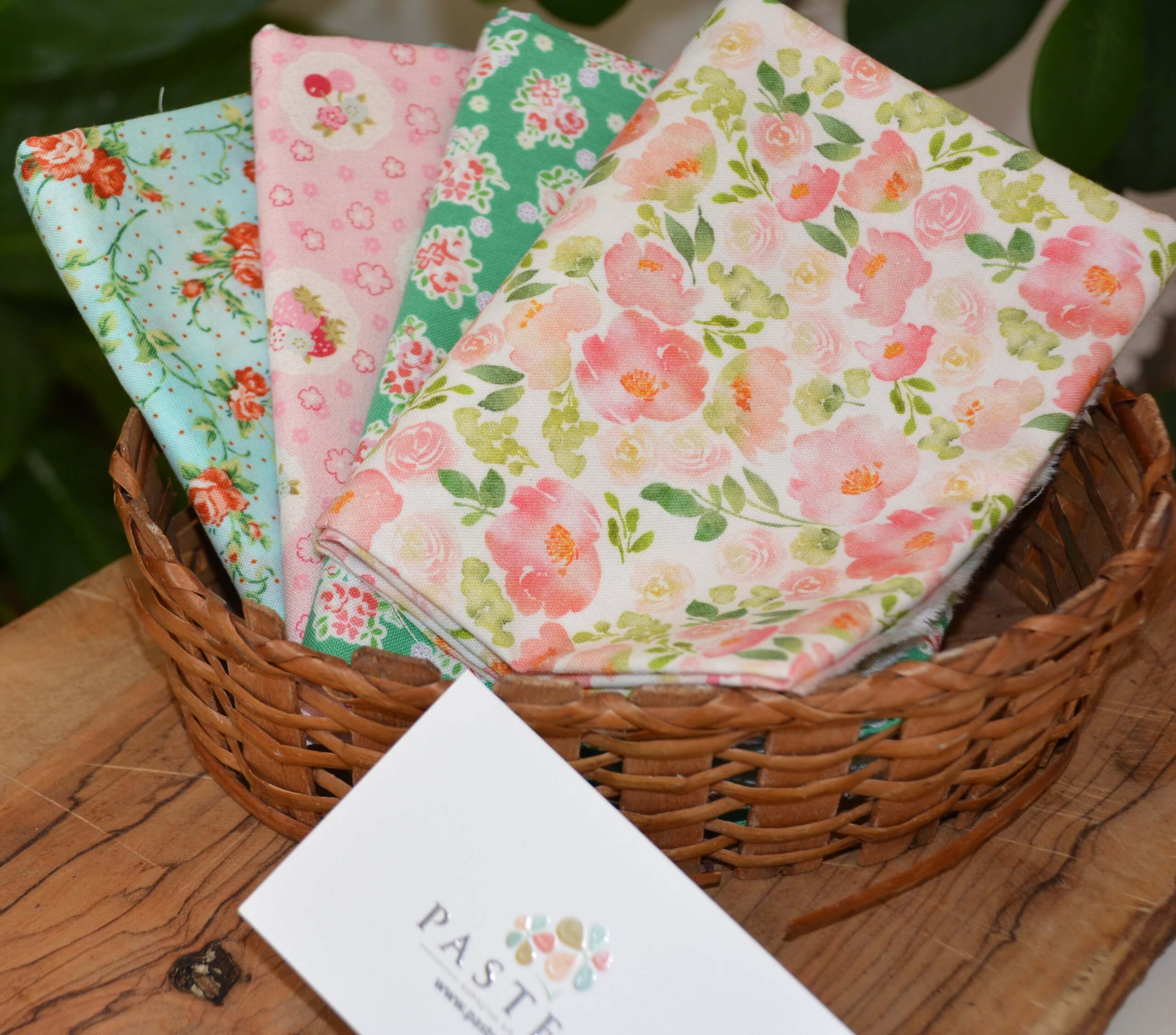 Mini Çiçekler Doğal Pamuk Kumaş (yarım metre) - Görsel 6