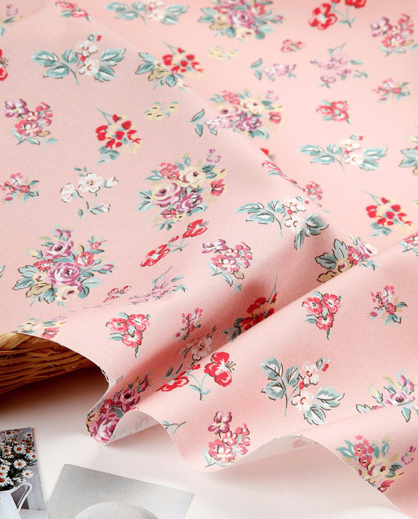 Pastela Çiçekleri Doğal Pamuk Kumaş  (yarım metre)