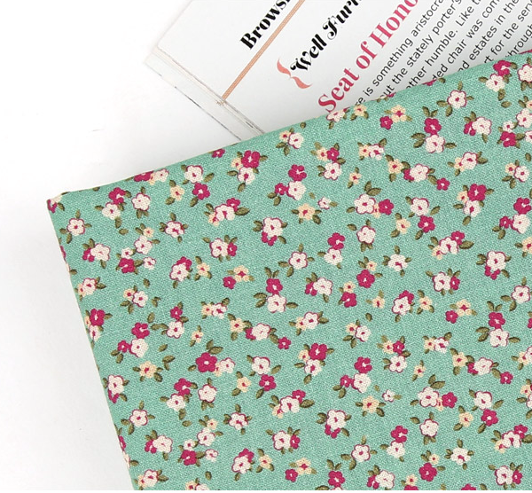 Yeşil Çıtır Çiçekler Doğal Pamuk Kumaş (yarım metre)